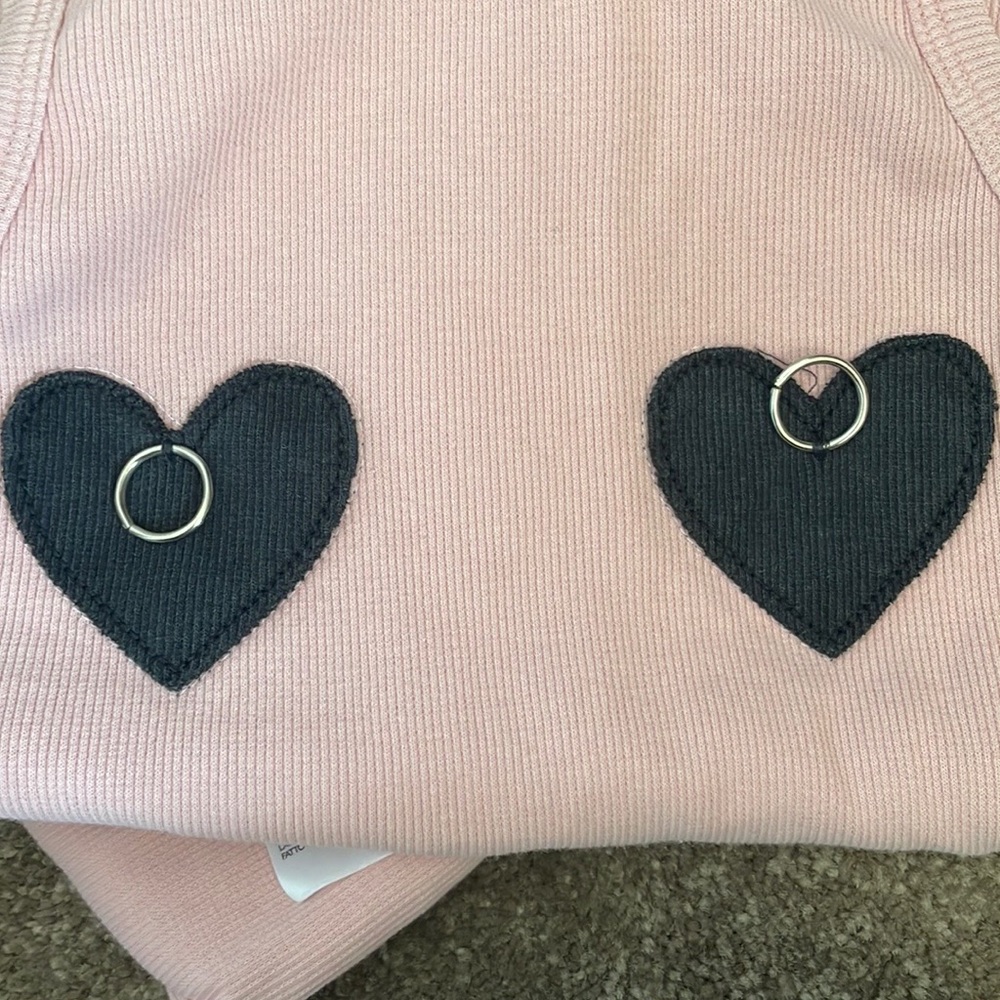 Heart Hardware Ribbed Knit Tank Top - Picture 9 of 10